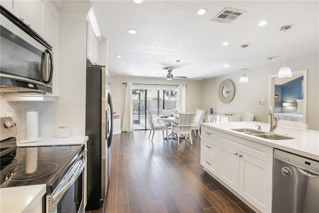 1298 Northwest 14th Street Boca Raton, FL 33486 - Photo 20 of 36 Photo 20