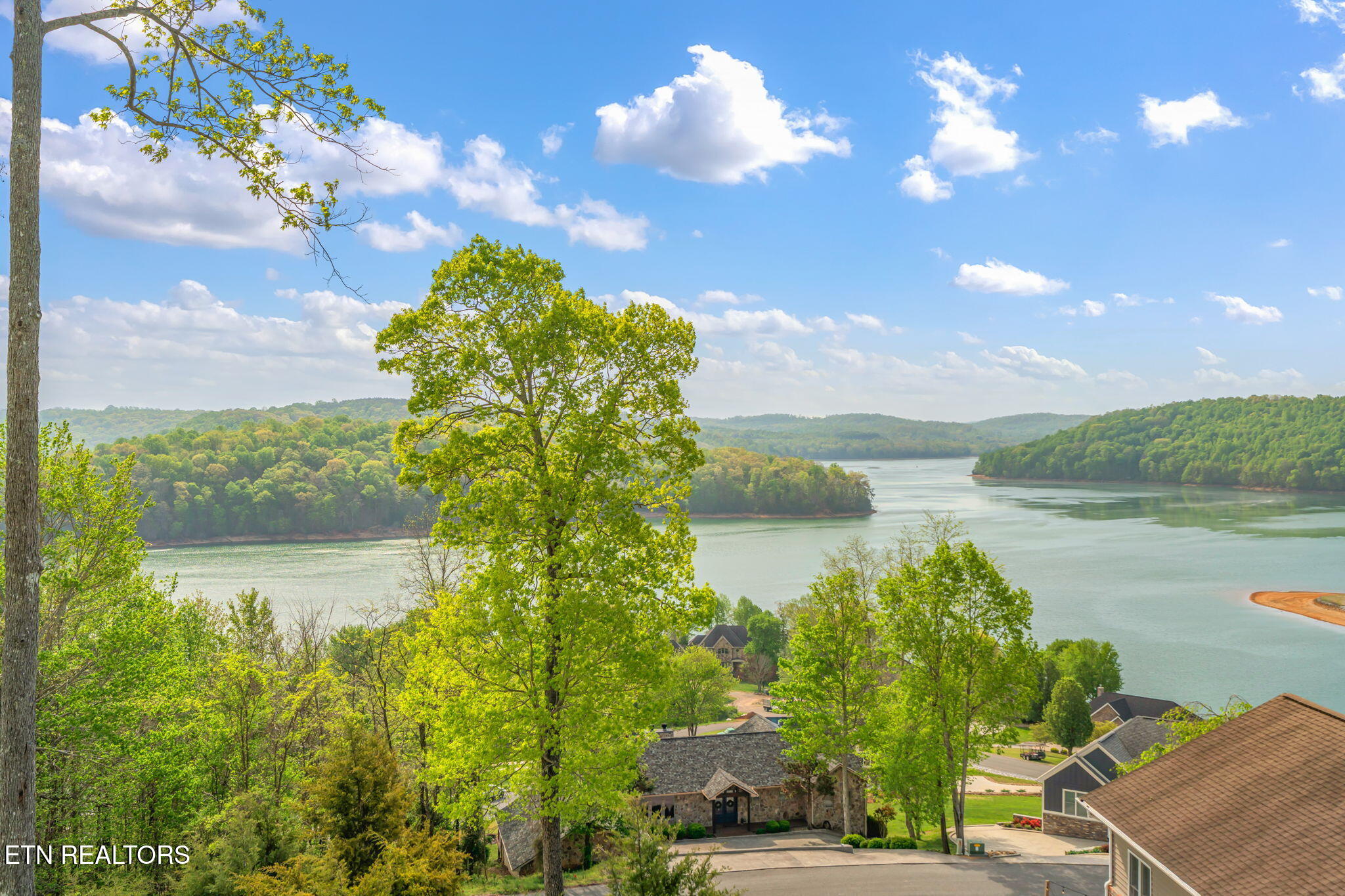 148 Smokeys Point La Follette, TN 37766 - Photo 29 of 58 31-web-or-mls-148 Smokey's Point-32