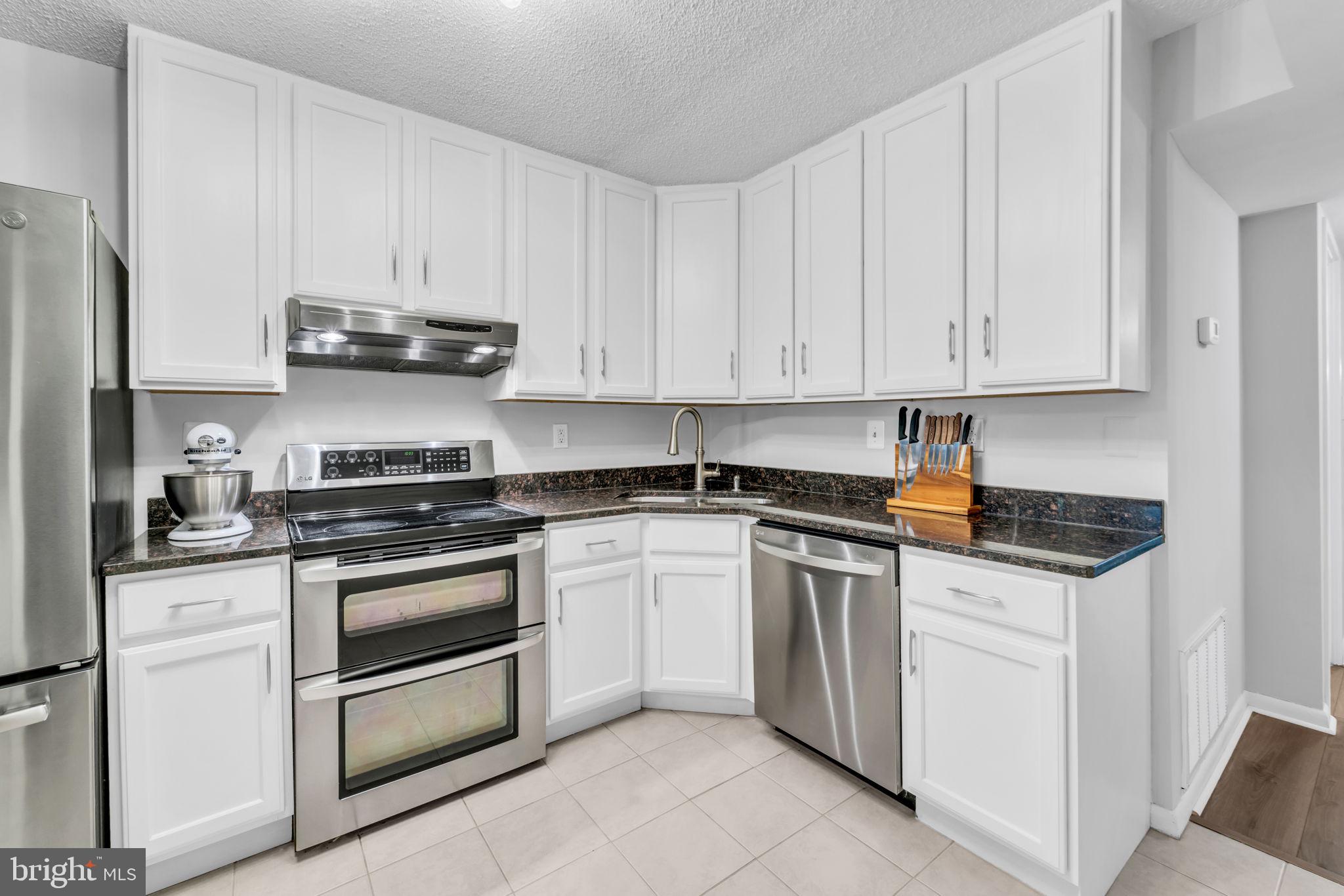 11743 Ledura Court, Unit 104 Reston, VA 20191 - Photo 17 of 38