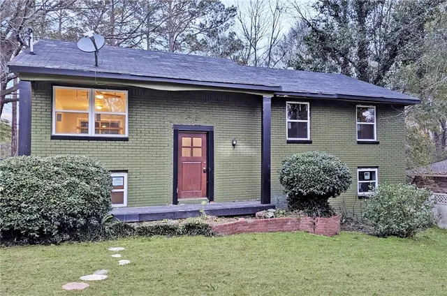 $119,900 | 8154 Tudor Drive, Jonesboro, GA 30238