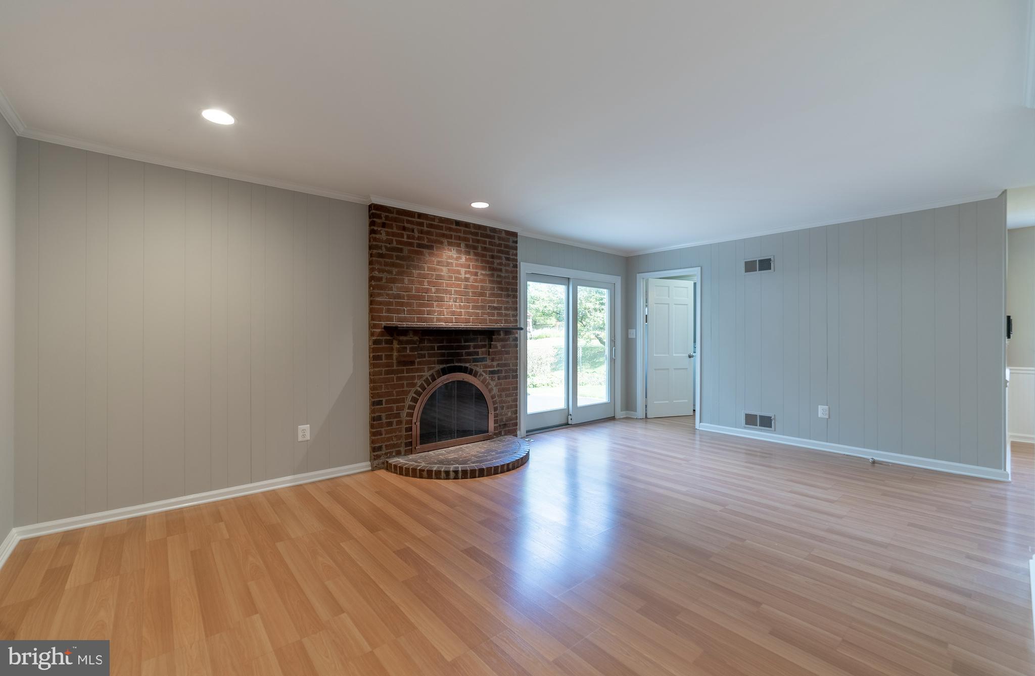 13807 North Gate Lane Silver Spring, MD 20906 - Photo 3 of 32 Gallery Image 3