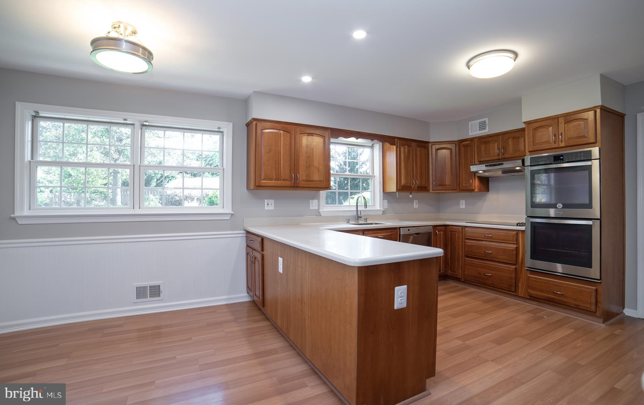 13807 North Gate Lane Silver Spring, MD 20906 - Photo 5 of 32 Gallery Image 5