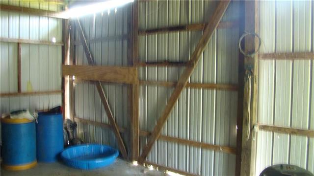 3372 Springplace Road Lewisburg, TN 37091 - Photo 16 of 20 Interior of Garage