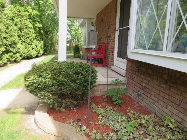 51182 South Foster Road Chesterfield, MI 48047 - Photo 29 of 42