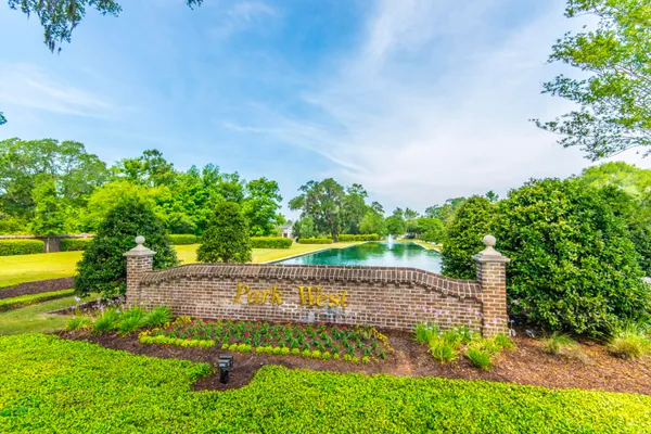$1,315,000 | 1732 West Canning Drive, Mount Pleasant, SC 29466