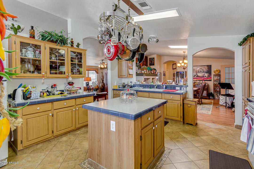 3301 South Goldfield Road, Unit 1050 Apache Junction, AZ 85119 - Photo 13 of 38 13-Goldfield