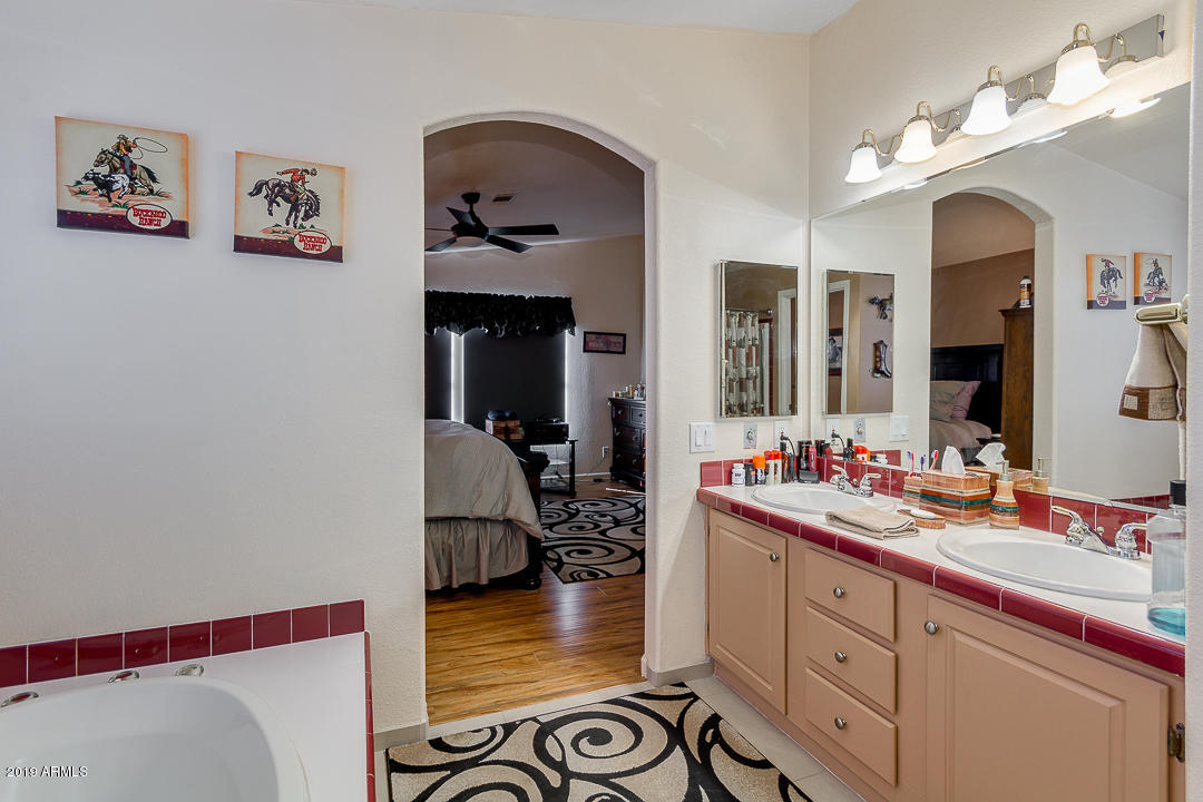 3301 South Goldfield Road, Unit 1050 Apache Junction, AZ 85119 - Photo 27 of 38 27-Goldfield