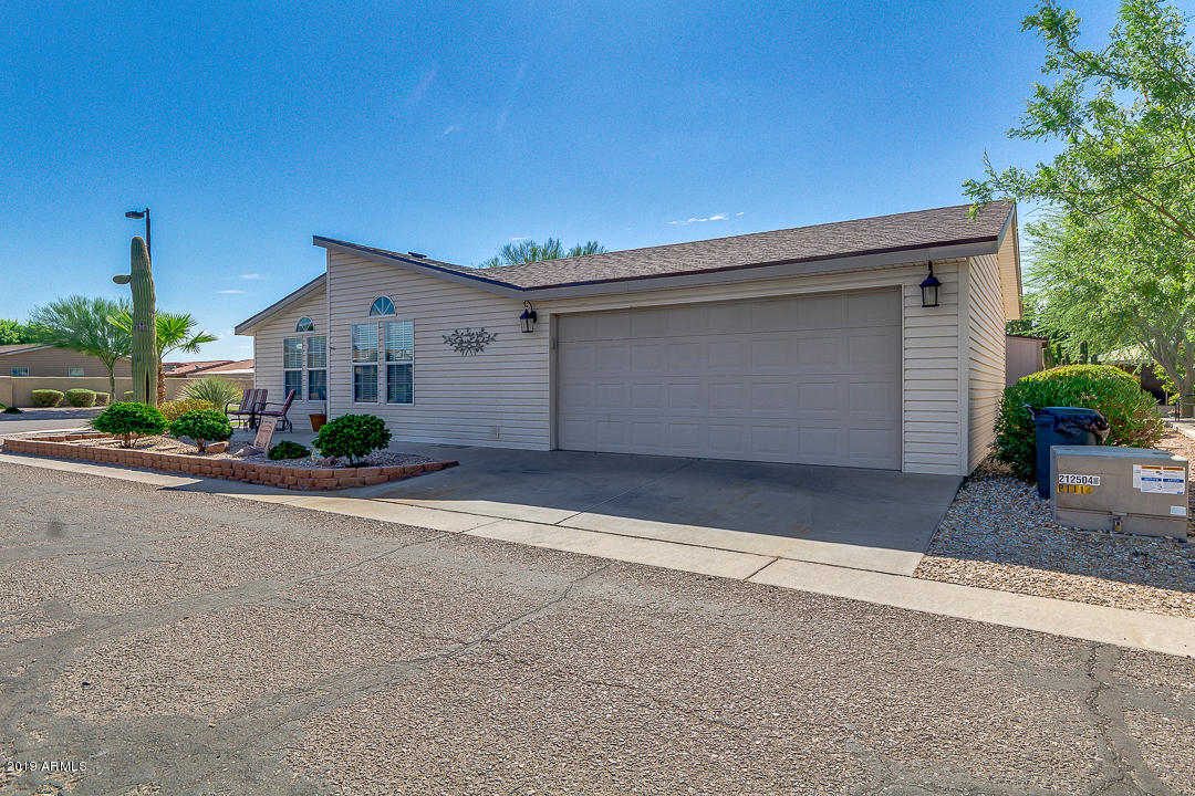 3301 South Goldfield Road, Unit 1050 Apache Junction, AZ 85119 - Photo 4 of 38 04-Goldfield