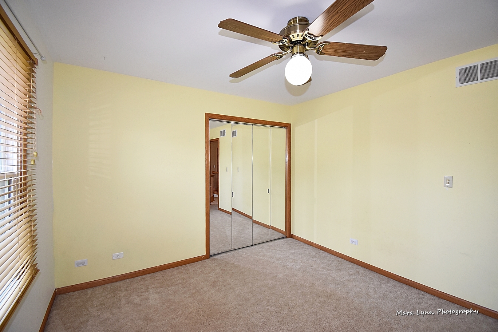 548 Lewis Road Geneva, IL 60134 - Photo 34 of 47 a view of an empty room with a window