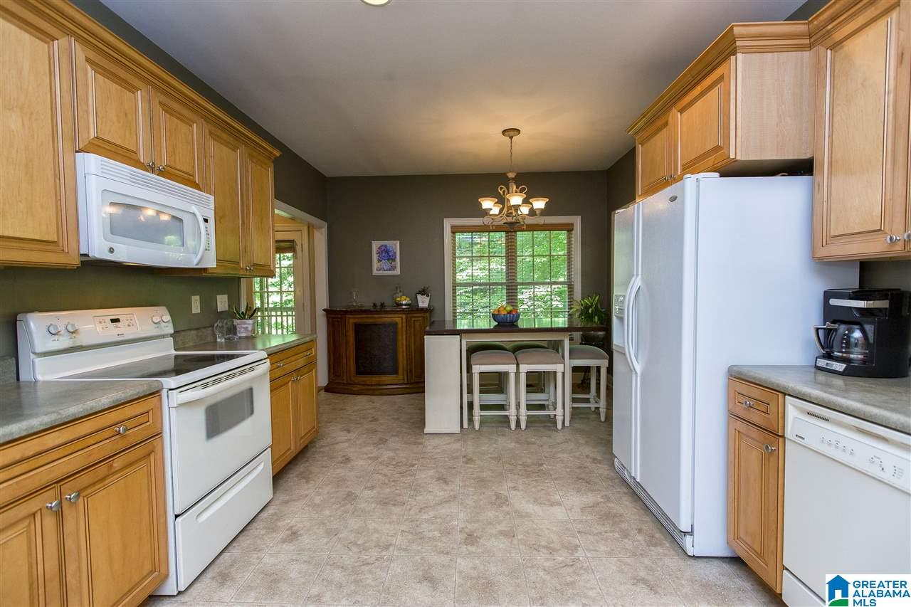 146 West Shugart Ridge Road Gardendale, AL 35071 - Photo 10 of 38