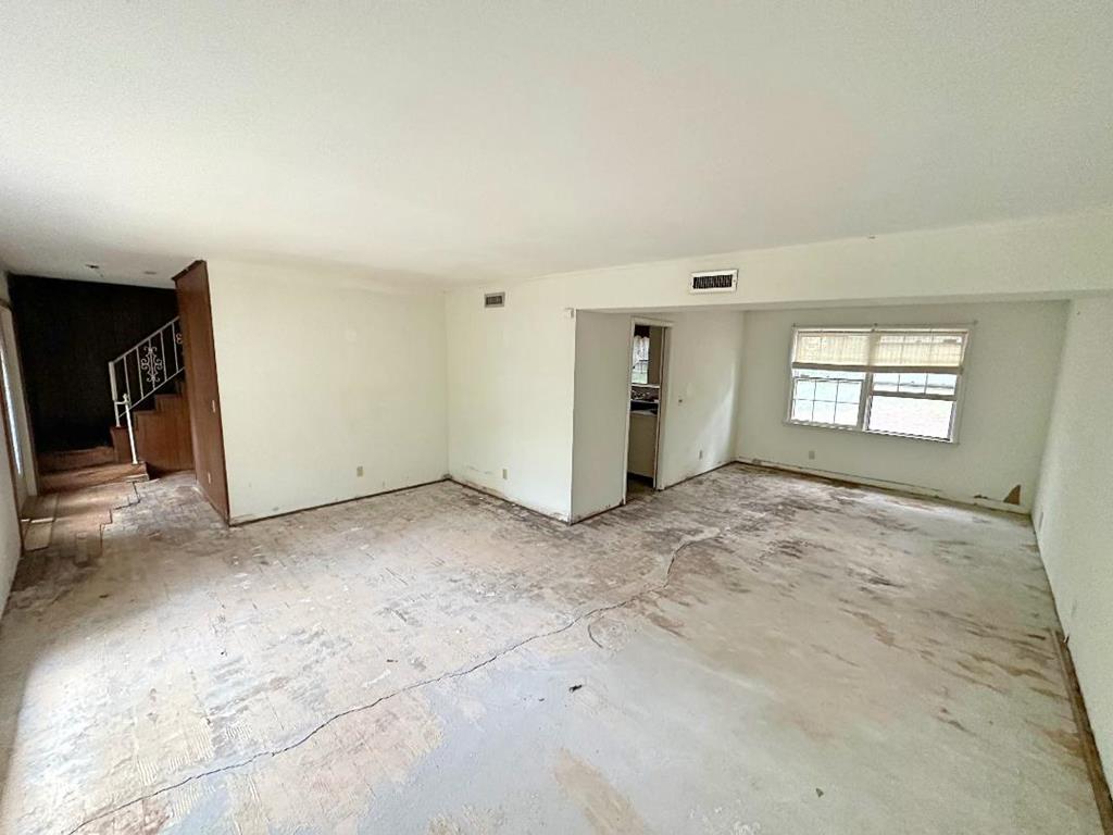 214 Cherry Hill Road Enterprise, AL 36330 - Photo 3 of 20