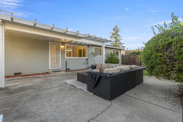 $2,398,000 | 2476 Le Bain Drive, San Jose, CA 95130