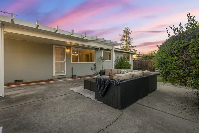 $2,398,000 | 2476 Le Bain Drive, San Jose, CA 95130