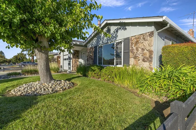 $2,398,000 | 2476 Le Bain Drive, San Jose, CA 95130