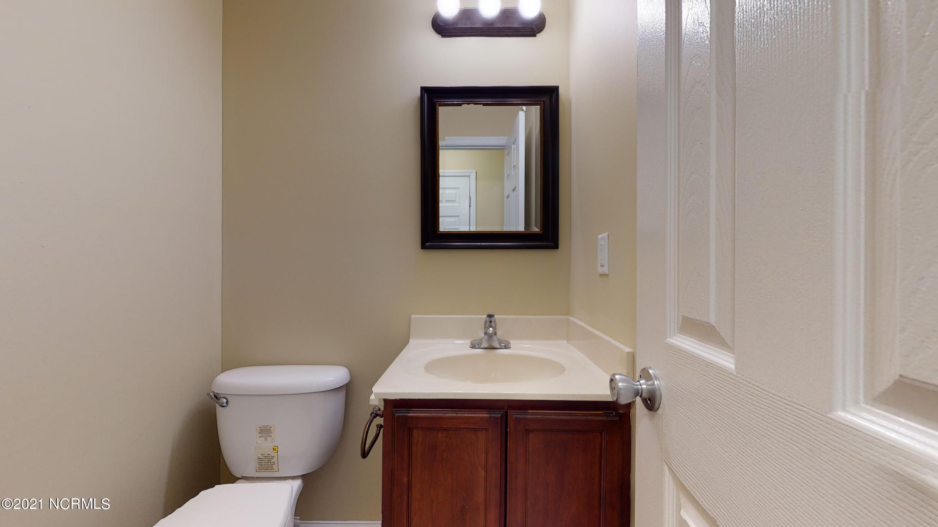 142 Saint Road Richlands, NC 28574 - Photo 38 of 56 142 Saint Road-37