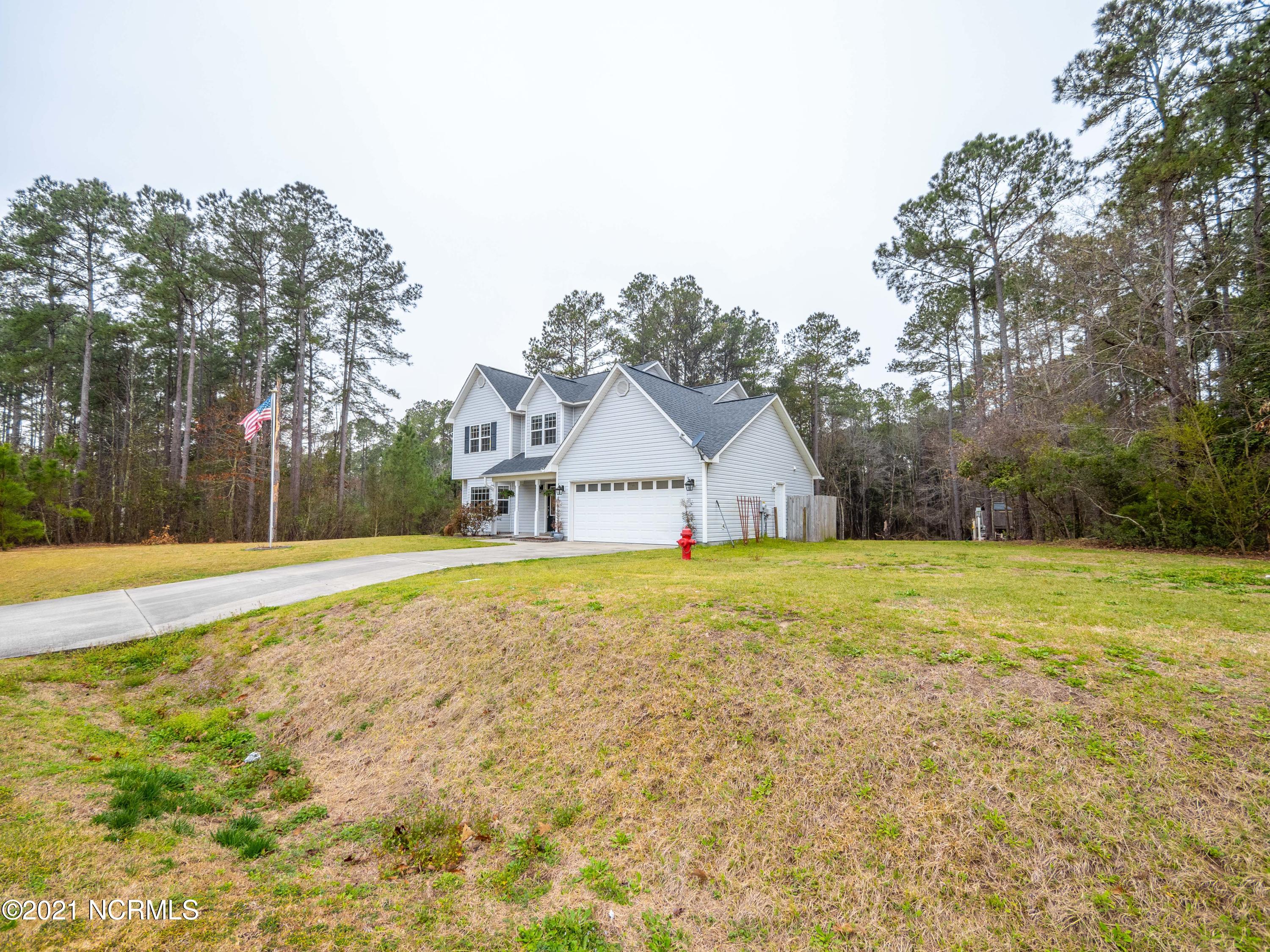 142 Saint Road Richlands, NC 28574 - Photo 10 of 56 142 Saint Road-7