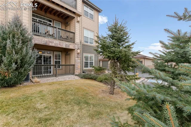 a picture of a bench in a white building