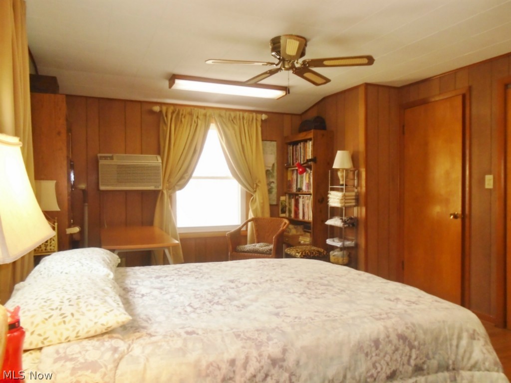 2398 Southern Road Richfield, OH 44286 - Photo 13 of 25 This same bedroom from a different angle shows a sitting area under the window!