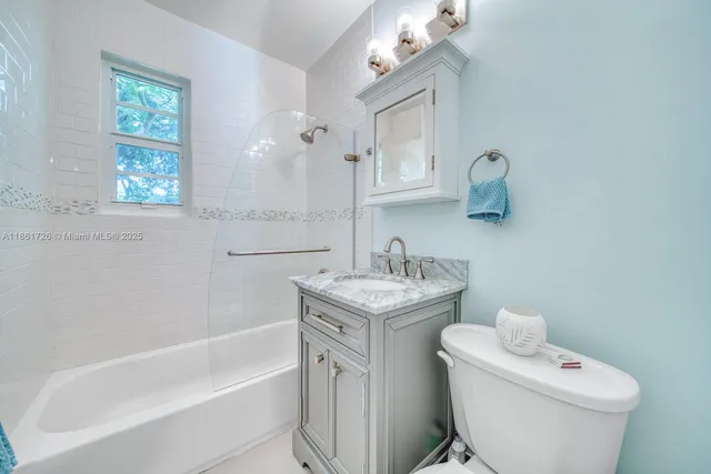 $410,000 | 5640 Southwest 78th Street, Unit 124C, Miami, FL 33143