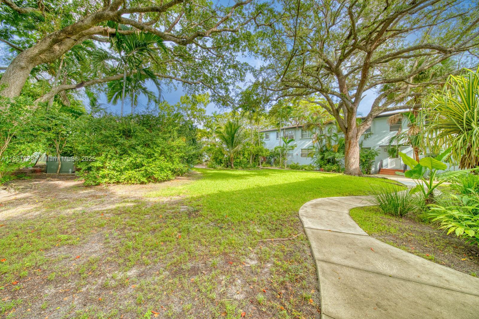 5640 Southwest 78th Street, Unit 124C Miami, FL 33143 - Photo 20 of 34