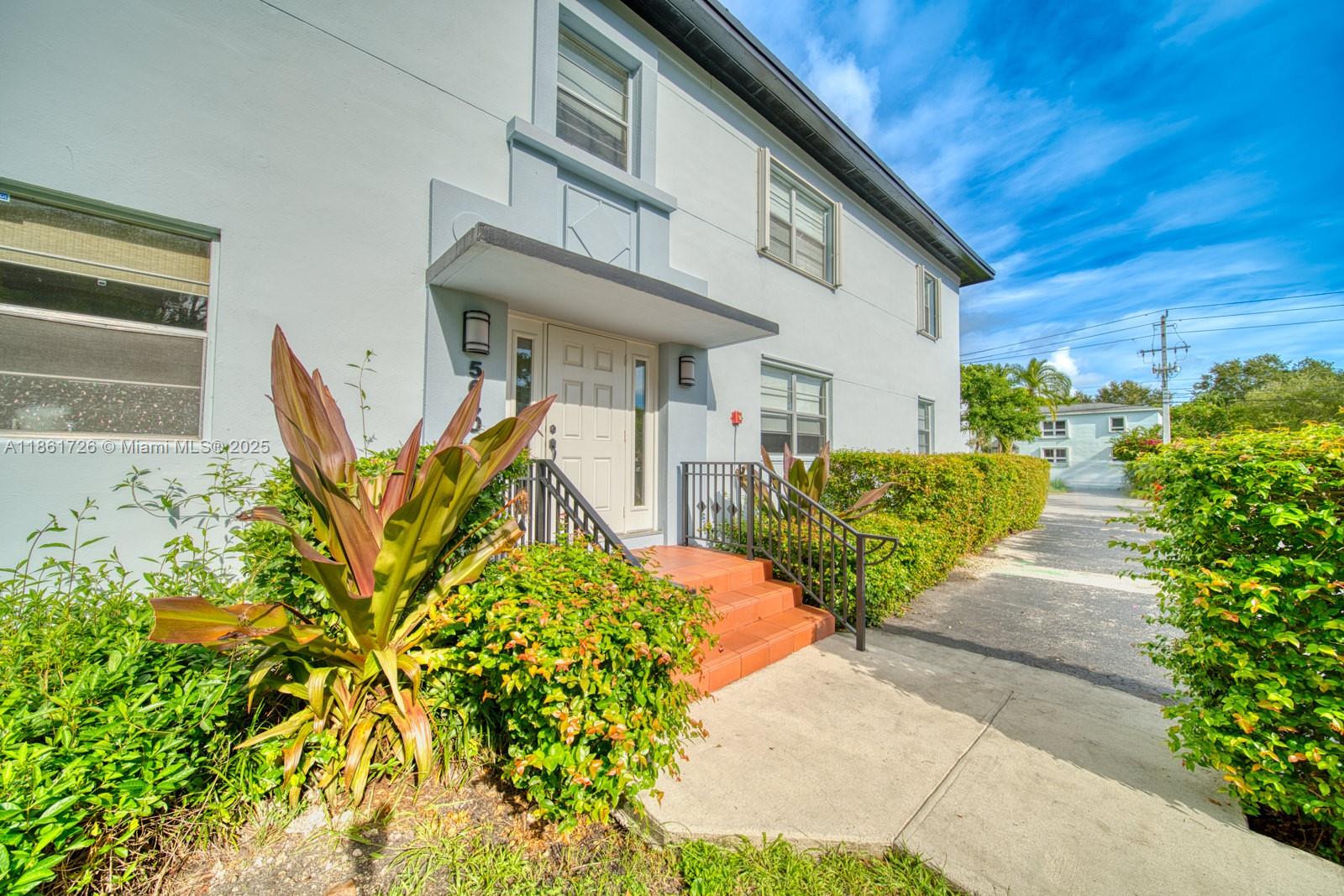 5640 Southwest 78th Street, Unit 124C Miami, FL 33143 - Photo 23 of 34