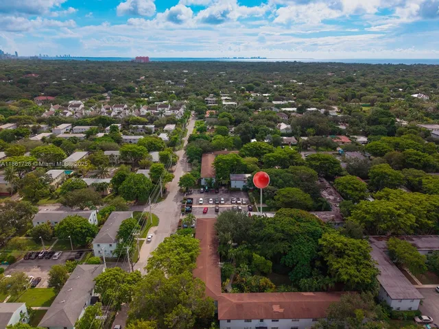 $410,000 | 5640 Southwest 78th Street, Unit 124C, Miami, FL 33143