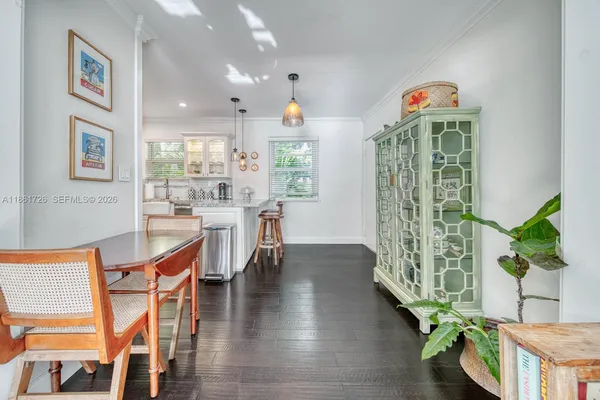 $400,000 | 5640 Southwest 78th Street, Unit 124C, Miami, FL 33143