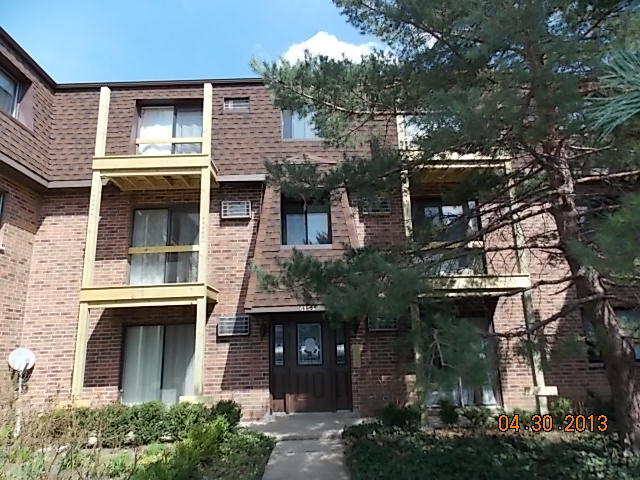 4154 Central Road, Unit 2N Glenview, IL 60025 - Photo 1 of 10