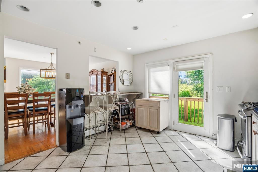 646 Teaneck Road Teaneck, NJ 07666 - Photo 5 of 15
