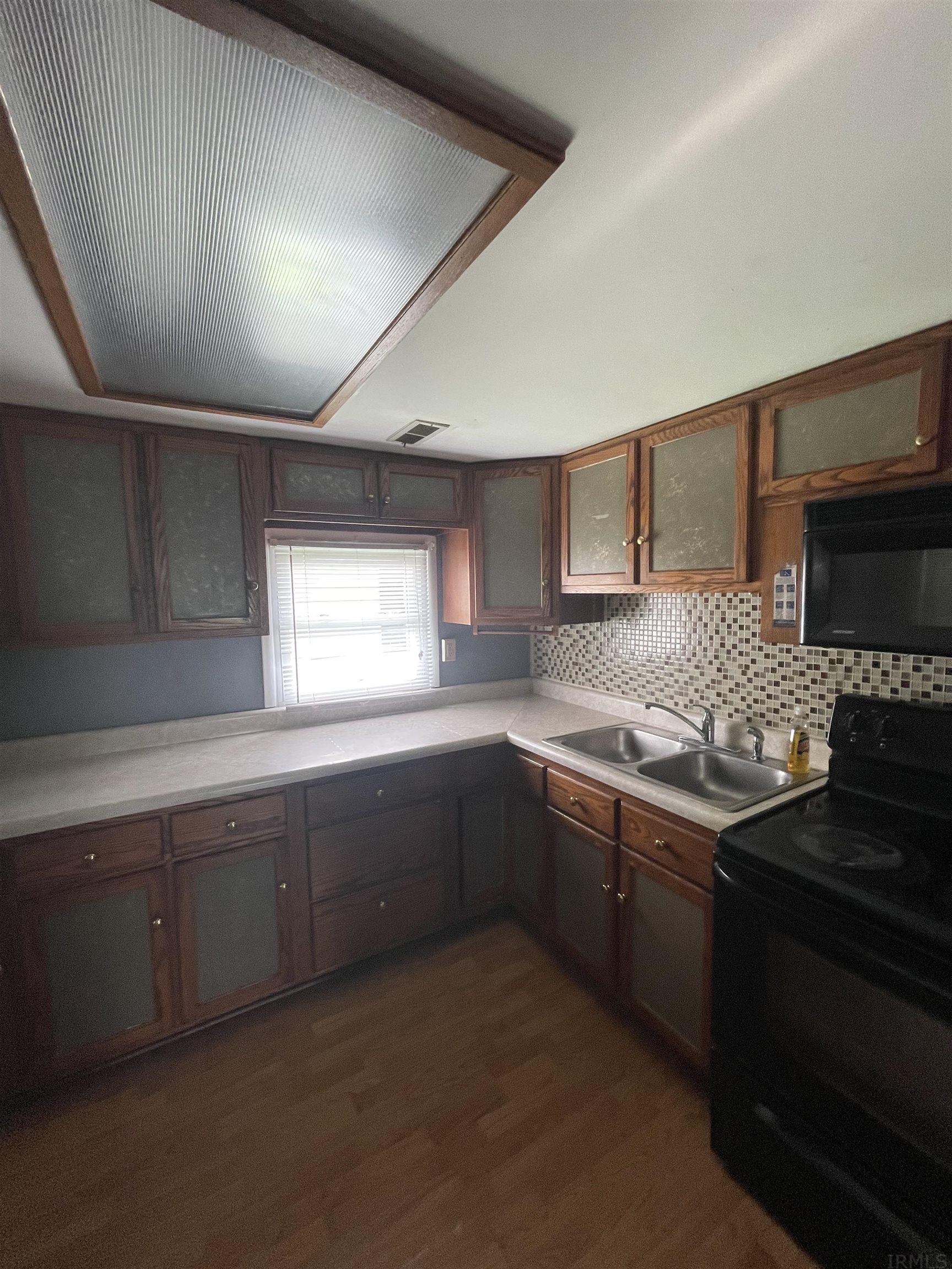 490 Ruth Street Huntington, IN 46750 - Photo 2 of 14 Gallery Image 2