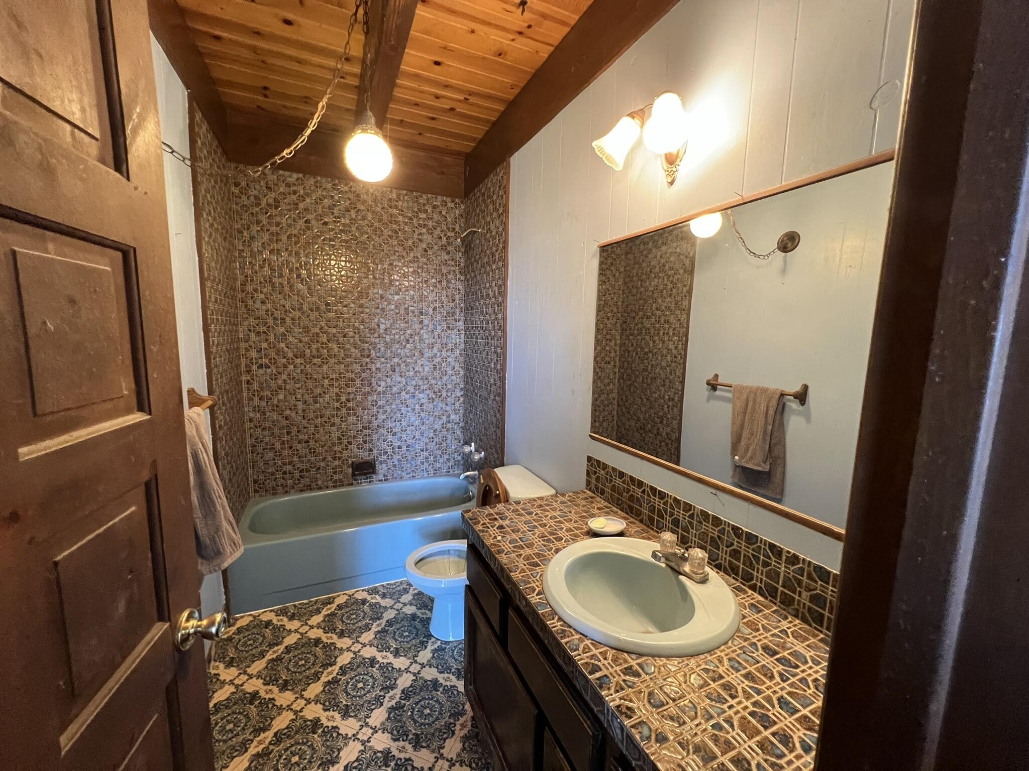 34836 Dawn Loop, Unit 33 Chiloquin, OR 97624 - Photo 13 of 29 IMG_6267