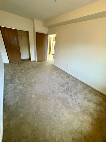 $1,800 | 18 Harbor Avenue, Unit 103, Nashua, NH 03060