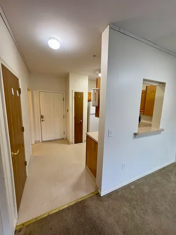 $1,800 | 18 Harbor Avenue, Unit 103, Nashua, NH 03060