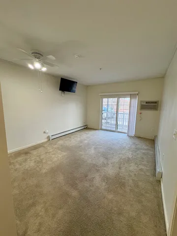 $1,800 | 18 Harbor Avenue, Unit 103, Nashua, NH 03060