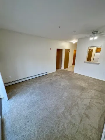 $1,800 | 18 Harbor Avenue, Unit 103, Nashua, NH 03060