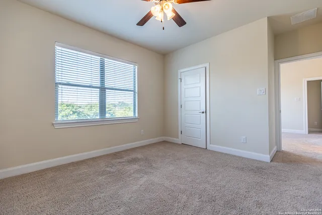 $3,175 | 128 Elizabeth Place, San Antonio, TX 78209