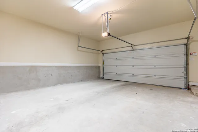 $3,175 | 128 Elizabeth Place, San Antonio, TX 78209