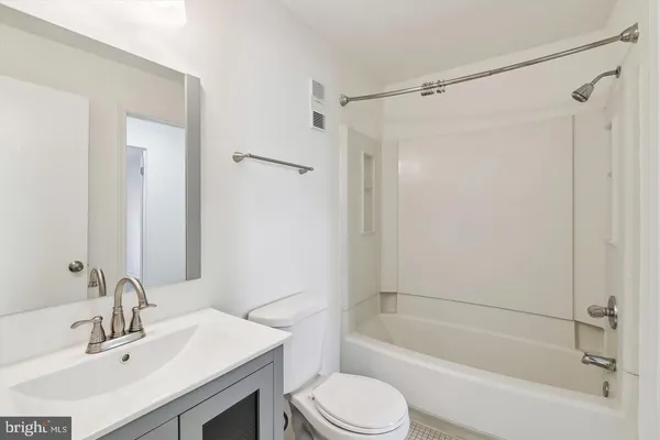 $2,250 | 112 West Barre Street, Unit R 44, Baltimore, MD 21201