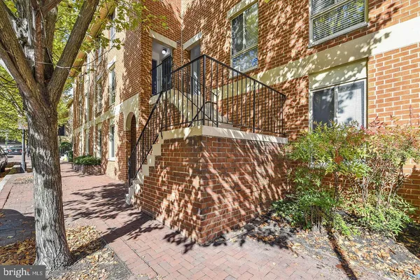 $2,250 | 112 West Barre Street, Unit R 44, Baltimore, MD 21201