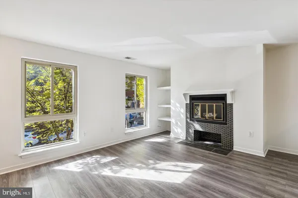 $2,250 | 112 West Barre Street, Unit R 44, Baltimore, MD 21201