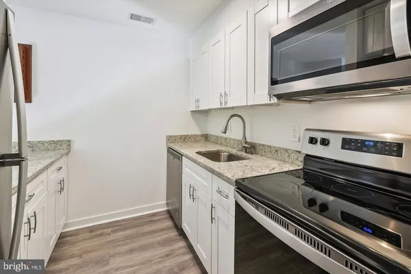 $2,250 | 112 West Barre Street, Unit R 44, Baltimore, MD 21201