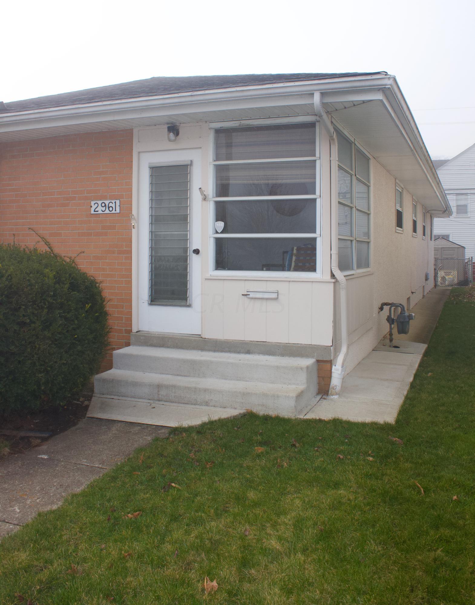 2961 Wicklow Road Columbus, OH 43204 - Photo 2 of 40 Gallery Image 2