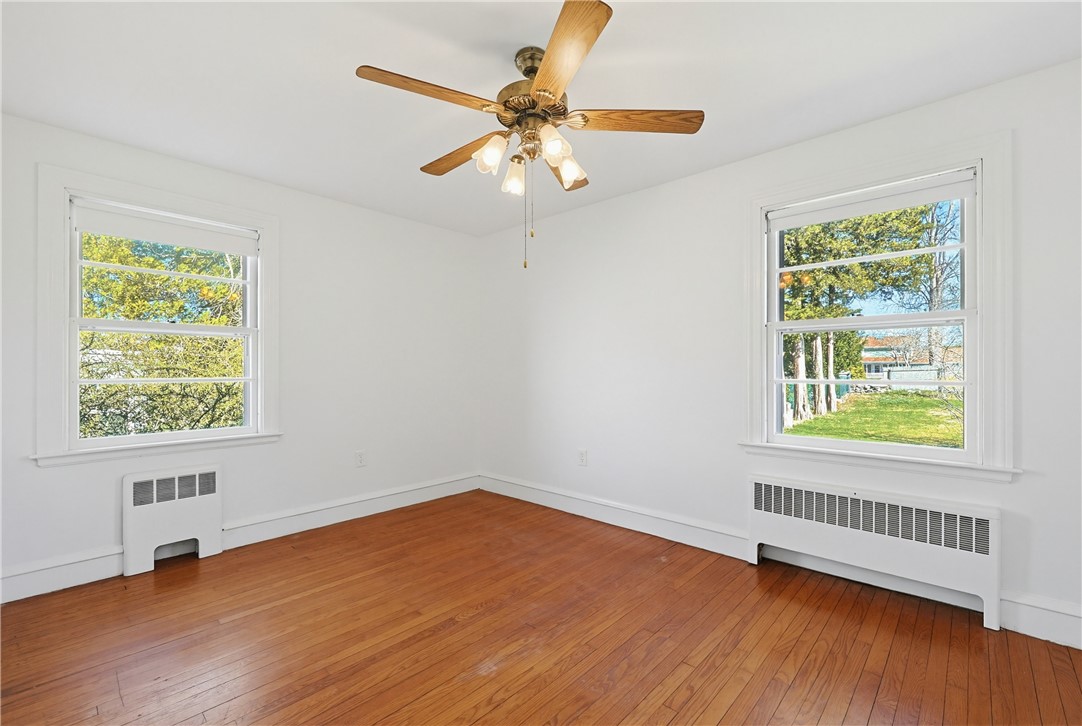 111 Beach Road Bristol, RI 02809 - Photo 13 of 17