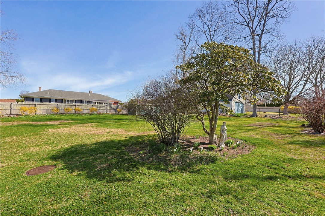 111 Beach Road Bristol, RI 02809 - Photo 16 of 17