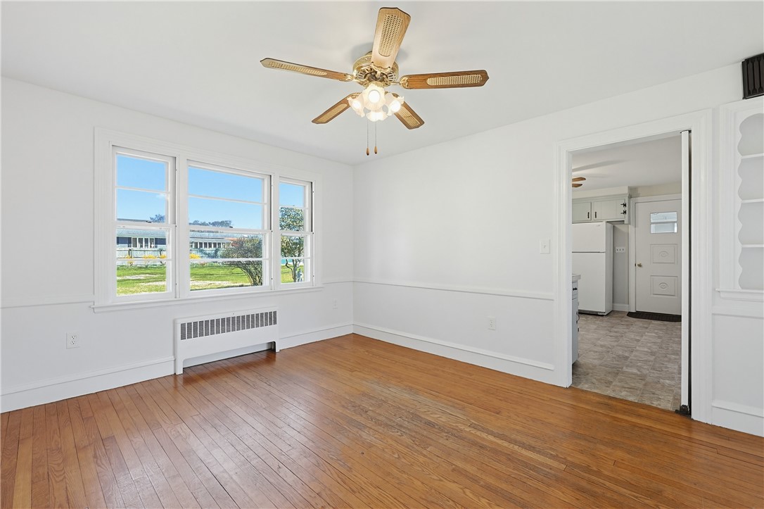 111 Beach Road Bristol, RI 02809 - Photo 8 of 17