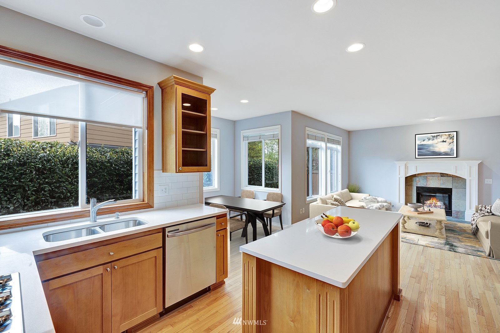 3208 186th Place Southeast Bothell, WA 98012 - Photo 5 of 20 Gallery Image 5
