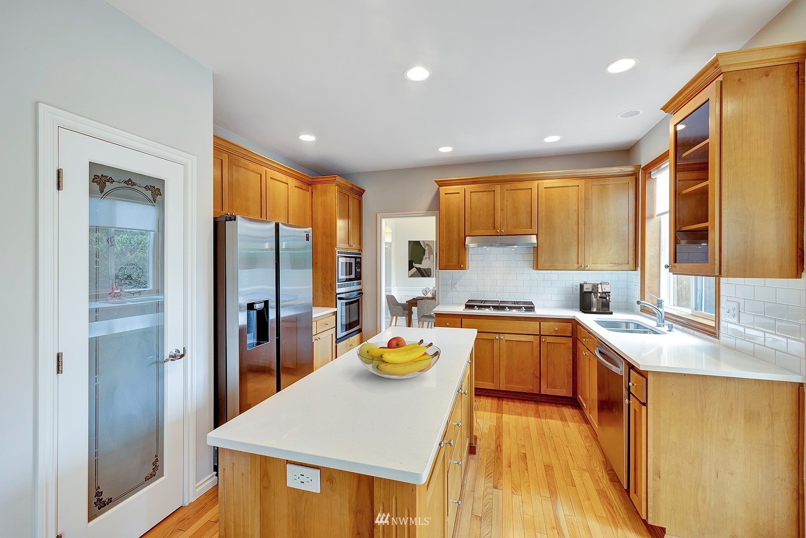 3208 186th Place Southeast Bothell, WA 98012 - Photo 7 of 20 Gallery Image 7