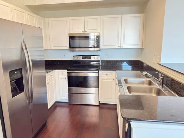 $3,950 | 651 Okeechobee Boulevard, Unit 1109, West Palm Beach, FL 33401