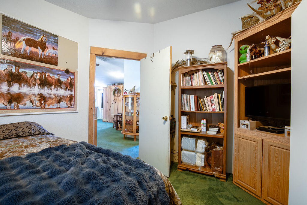 5726 North 1700th Street West Cedar City, UT 84721 - Photo 23 of 49 5726North1700West-19