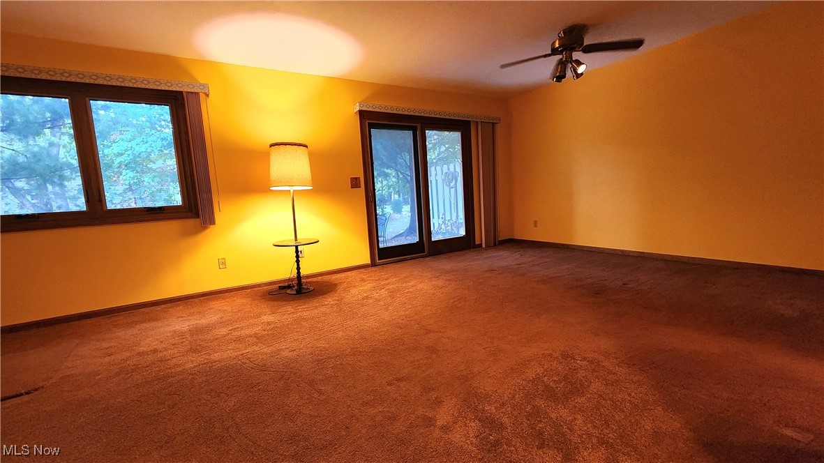 15446 Roxboro Drive Cleveland, OH 44130 - Photo 6 of 20 Formal dining are/flex space